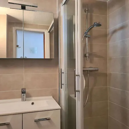 Spacieux Studio-cabine Avec Mezzanine, Terrasse Et Piscine Commune - Cap D'agde - Fr-1-249-395 Apartman