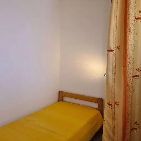 Spacieux Studio-cabine Avec Mezzanine, Terrasse Et Piscine Commune - Cap D'agde - Fr-1-249-395 *